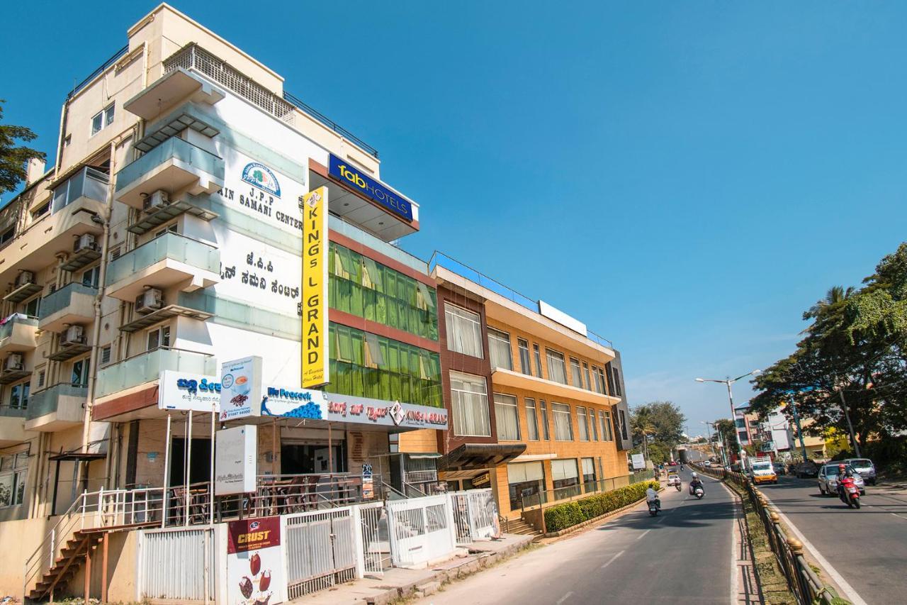 Fabhotel Kings L Grand Májszúr Kültér fotó